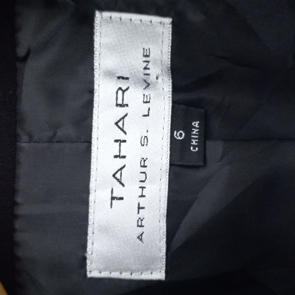 Tahari ASL Arthur S. Levine FullyLined Belt GoldZipper Black BlazerJacket Size 6 - Picture 3 of 11